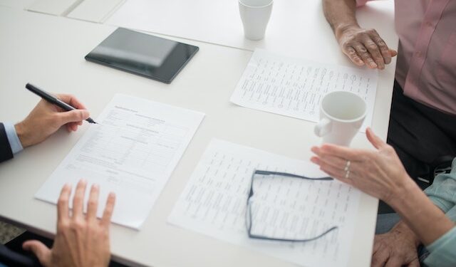 pexels-kampus-production-8441777 ANA Times writing tips