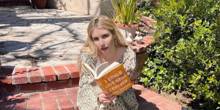 Just when we thought we were finally free of "American Horror Story," which has been practically impossible to watch for nearly a decade.