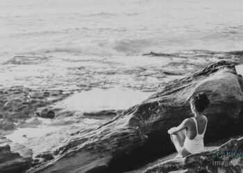 Moving With Meaning offers guidance in emotional resilience, from introspective reflection to assertive leadership. Through coaching and the 3C Approach, we empower professionals to navigate challenges with grace and determination. Whether early, mid, or late career, we support you in finding purpose and direction in every step of your journey.