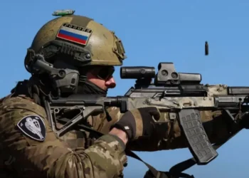 Russian Soldier Defects After Commander Shooting: War Ethics Debate