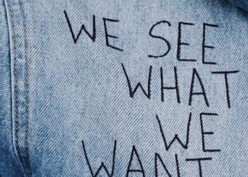 Explore the profound interlinkages between style and substance, discovering why true impact comes from prioritizing meaningful content over mere appearance in leadership, products, and everyday life.