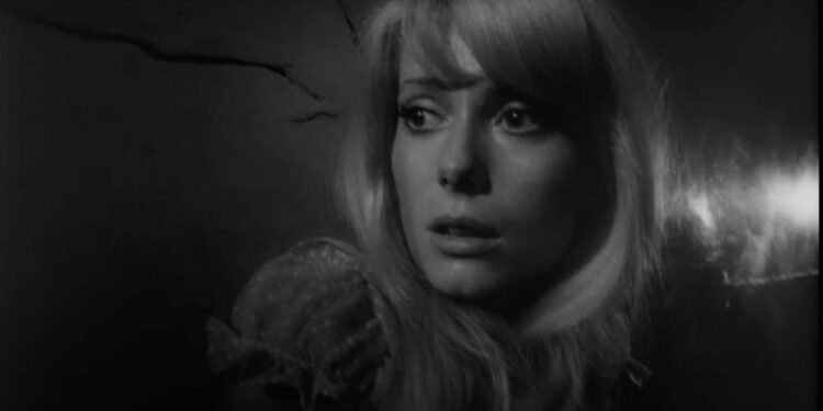 Roman Polanski’s 1965 psychological thriller Repulsion follows Carol, a deeply disturbed woman spiraling into isolation and hallucinations in a chilling descent into madness.