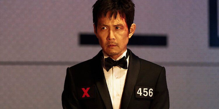 SQUID GAME S3 ENDING EXPLAINED: Gi-hun's final, heartbreaking sacrifice on the Sky Squid Game pillar. Who inherits the prize? The chilling Cate Blanchett cameo and the game's brutal, capitalist legacy revealed.