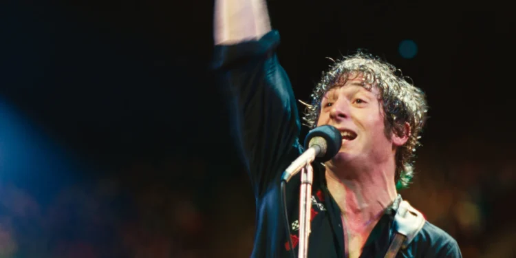 "Springsteen: Deliver Me from Nowhere" Ending Explained: Dive deep into the haunting conclusion of the Bruce Springsteen biopic, Springsteen: Deliver Me from Nowhere. This analysis breaks down the final journey to L.A., the crucial confrontation with depression, the symbolic break with Faye, and the profound, redemptive reunion with his father that defines the legacy of the Nebraska era.