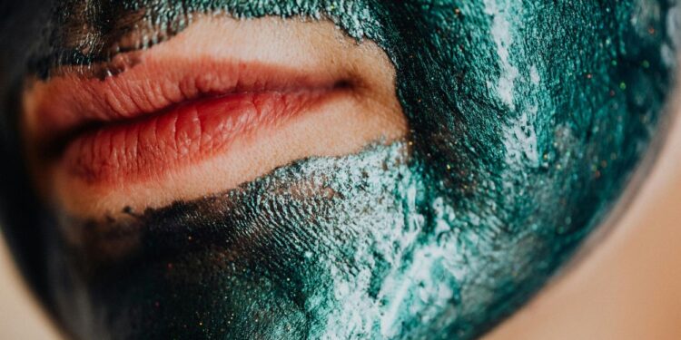 Know a simple yet effective glowing skin routine using Indian home remedies. Learn 7 natural steps with ingredients from your kitchen for healthy, radiant skin.