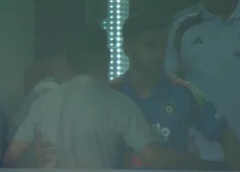 BIG: Indian Players Not on Talking Terms with Coach Gambhir as BCCI Steps In Quietly To Relax Tensions.